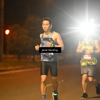 Runner Photo 7725972
