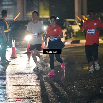 Runner Photo 7725977