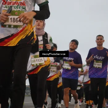 Runner Photo 7725992