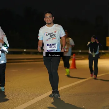 Runner Photo 7725994