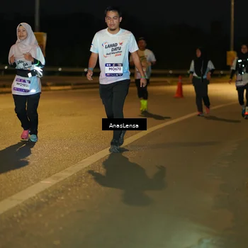 Runner Photo 7725995