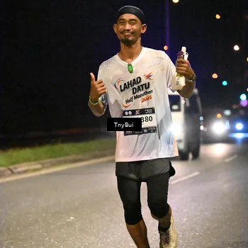 Runner Photo 7725996