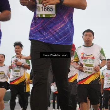 Runner Photo 7726001