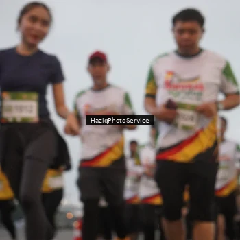 Runner Photo 7726011