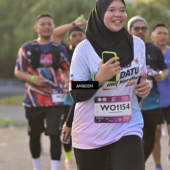 Runner Photo 7726015