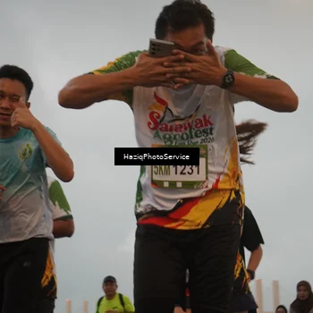 Runner Photo 7726029