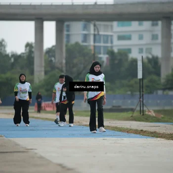 Runner Photo 7726036