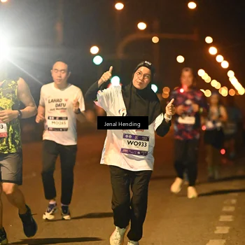 Runner Photo 7726043