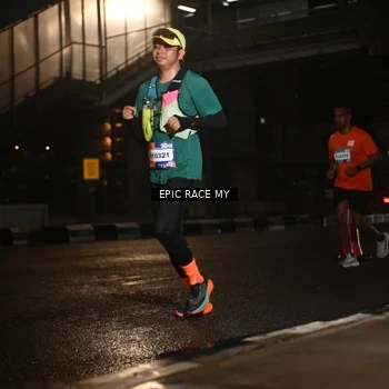 Runner Photo 7726053