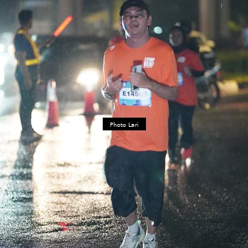Runner Photo 7726058
