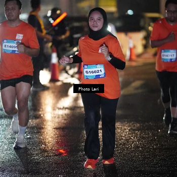 Runner Photo 7726059