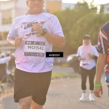 Runner Photo 7726067