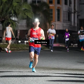 Runner Photo 7726069