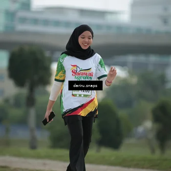 Runner Photo 7726072