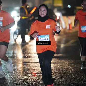 Runner Photo 7726073