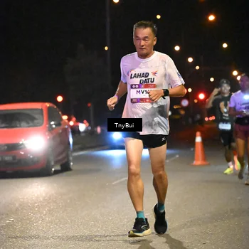 Runner Photo 7726077