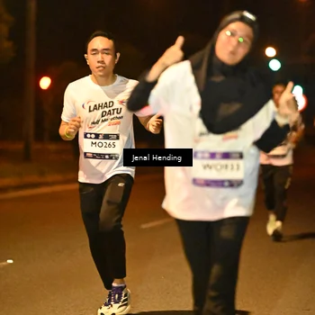 Runner Photo 7726083