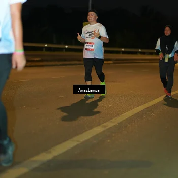 Runner Photo 7726084