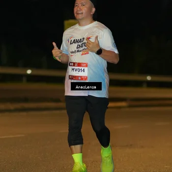 Runner Photo 7726089
