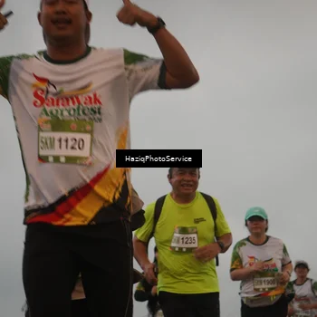 Runner Photo 7726091