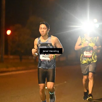 Runner Photo 7726096