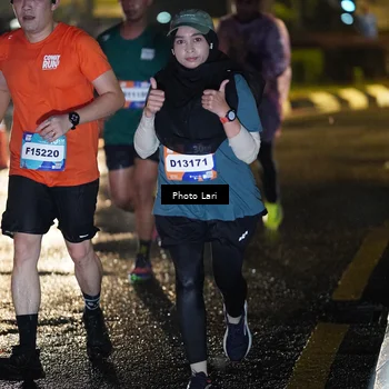 Runner Photo 7726139