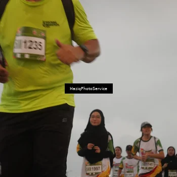 Runner Photo 7726144