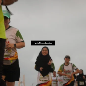 Runner Photo 7726163
