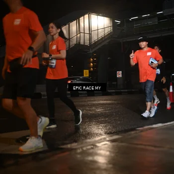 Runner Photo 7726164