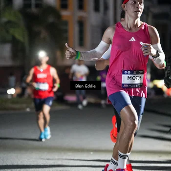Runner Photo 7726166