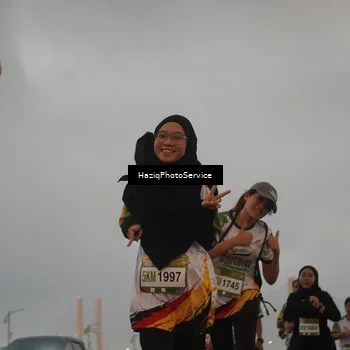 Runner Photo 7726170