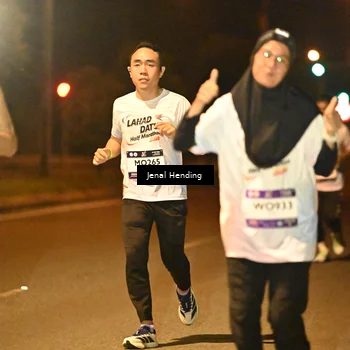 Runner Photo 7726183