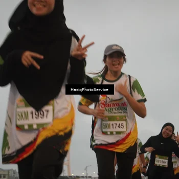 Runner Photo 7726203