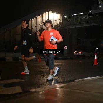 Runner Photo 7726216