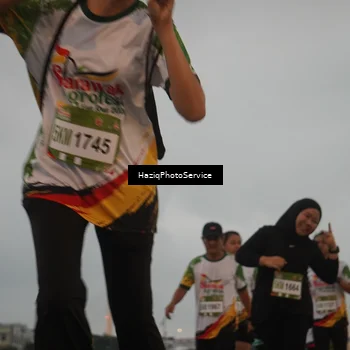 Runner Photo 7726218