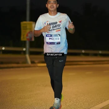 Runner Photo 7726235