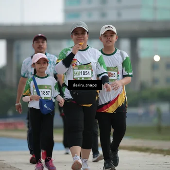 Runner Photo 7726240