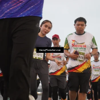 Runner Photo 7726254