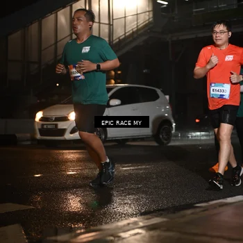 Runner Photo 7726277