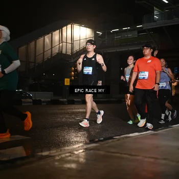 Runner Photo 7726297