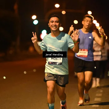 Runner Photo 7726307
