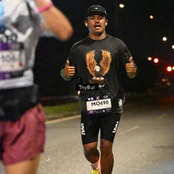 Runner Photo 7726320