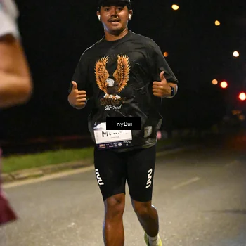 Runner Photo 7726339