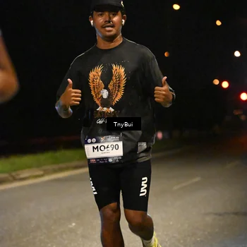 Runner Photo 7726344