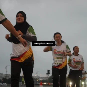 Runner Photo 7726365