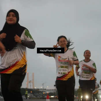 Runner Photo 7726366