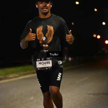 Runner Photo 7726372