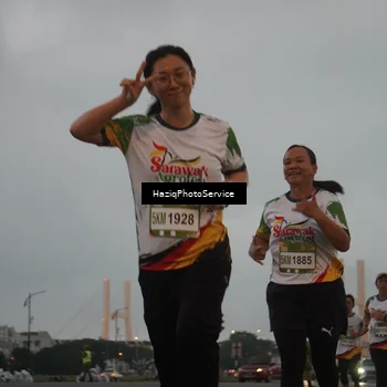 Runner Photo 7726388