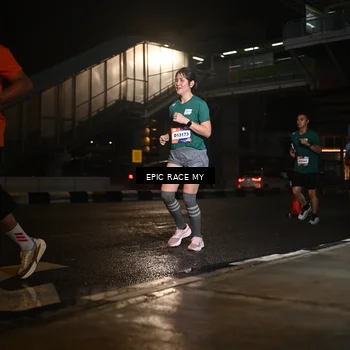 Runner Photo 7726389