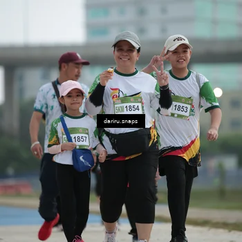 Runner Photo 7726390